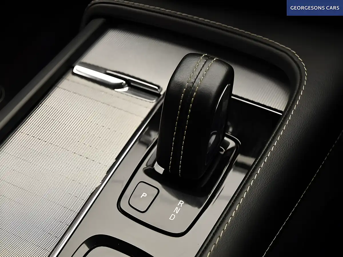 Used 2022 Volvo XC90 R-Design Black - Interior and Exterior details 15