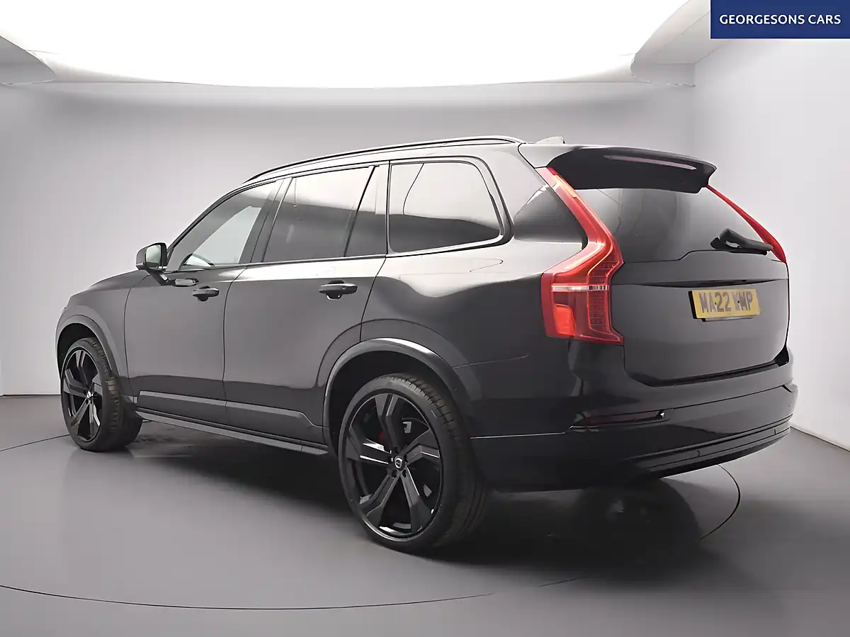 Used 2022 Volvo XC90 R-Design Black - Interior and Exterior details 2