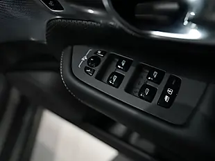 Used 2022 Volvo XC90 R-Design Pine Grey - Interior and Exterior details 11