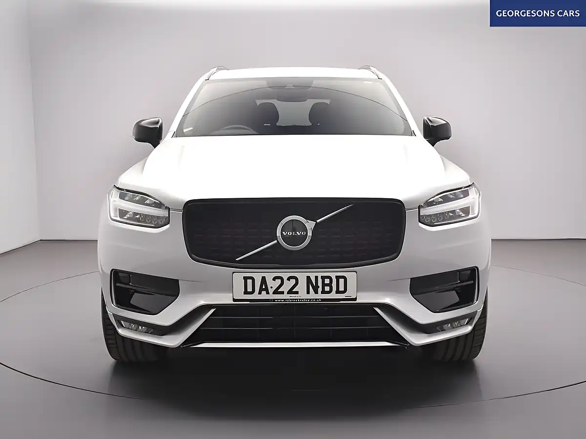 Used 2022 Volvo XC90 R-Design Silver - Interior and Exterior details 4