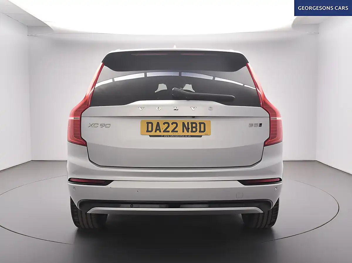 Used 2022 Volvo XC90 R-Design Silver - Interior and Exterior details 8