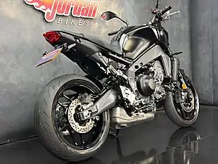 Used 2022 Yamaha MT-09 900 Hyper-Naked Hyper-Naked Black - Interior and Exterior details 10