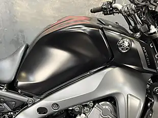 Used 2022 Yamaha MT-09 900 Hyper-Naked Hyper-Naked Black - Interior and Exterior details 16
