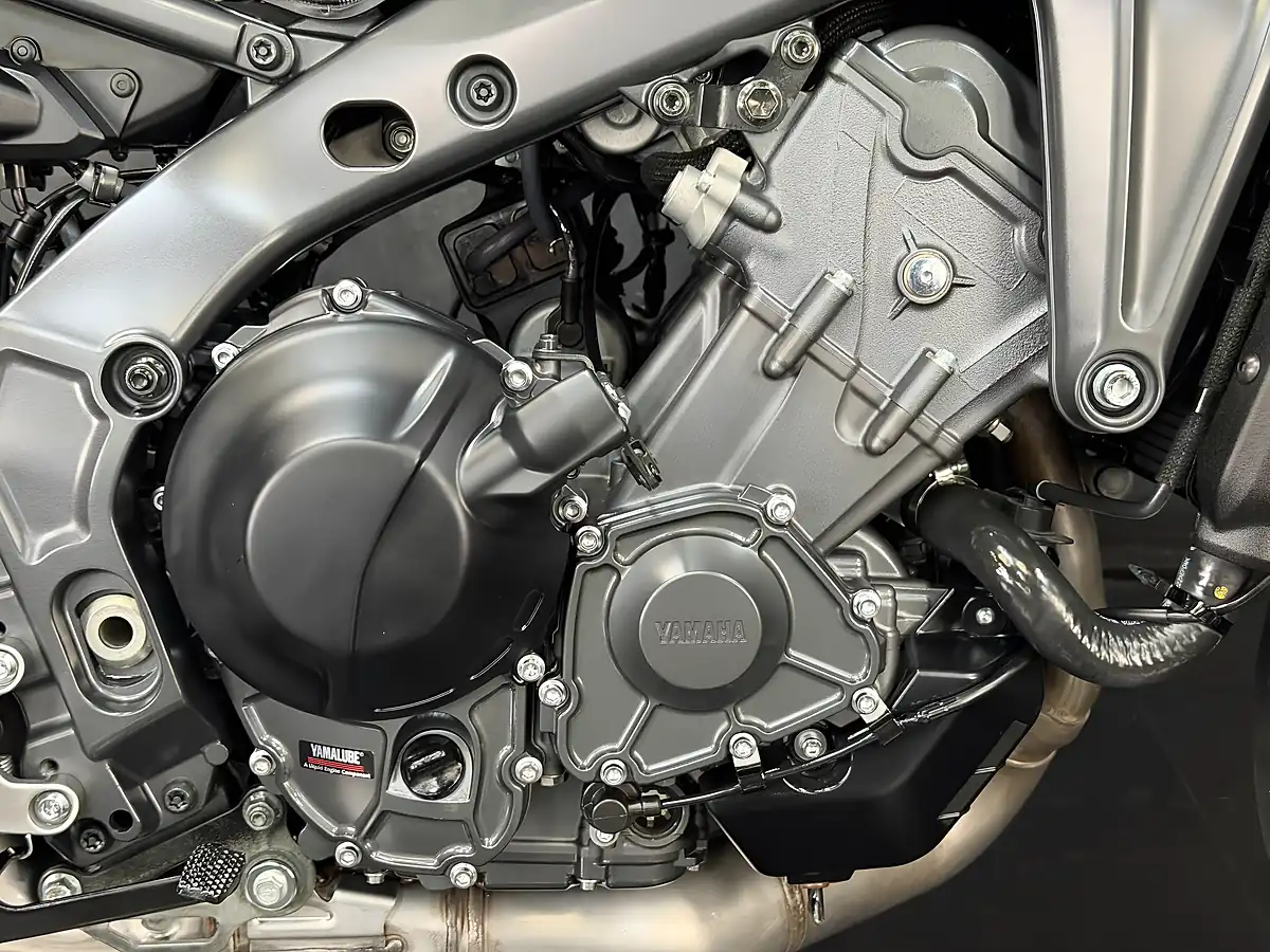 Used 2022 Yamaha MT-09 900 Hyper-Naked Hyper-Naked Black - Interior and Exterior details 17