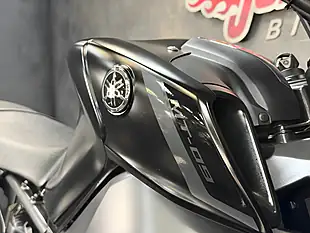 Used 2022 Yamaha MT-09 900 Hyper-Naked Hyper-Naked Black - Interior and Exterior details 7