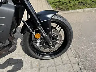 Used 2022 Yamaha MT-09 Black - Interior and Exterior details 12