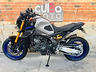 Used 2022 Yamaha MT-09 Sp Black - Interior and Exterior details 11
