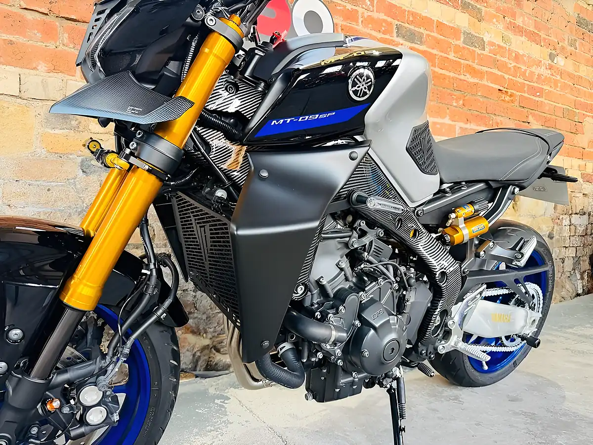 Used 2022 Yamaha MT-09 Sp Black - Interior and Exterior details 15