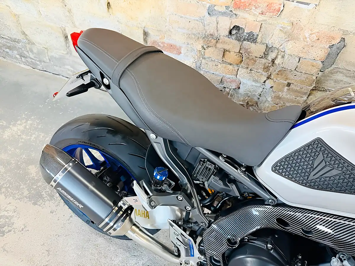 Used 2022 Yamaha MT-09 Sp Black - Interior and Exterior details 9