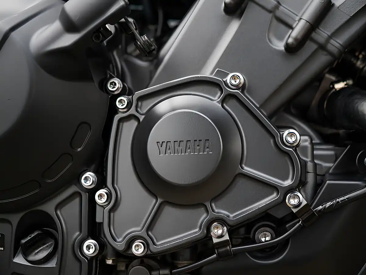 Used 2022 Yamaha MT-09 Sp Liquid Metal/Raven - Interior and Exterior details 15