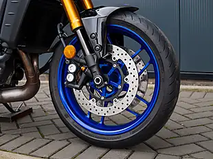 Used 2022 Yamaha MT-09 Sp Liquid Metal/Raven - Interior and Exterior details 3