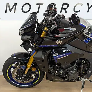 Used 2022 Yamaha MT-10 Sp Hyper-Naked Silver - Interior and Exterior details 9