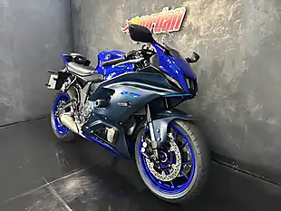 Used 2022 Yamaha R7 700 Blue - Interior and Exterior details 4