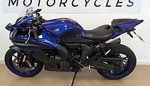 Used 2022 Yamaha R7 700 Blue - Interior and Exterior details 3