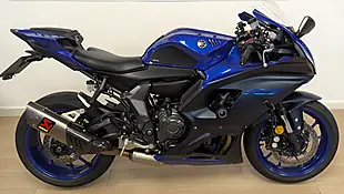 Used 2022 Yamaha R7 700 Blue - Interior and Exterior details 5