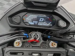 Used 2022 Yamaha Tracer Euro 5 Grey - Interior and Exterior details 15