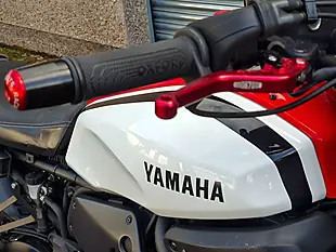 Used 2022 Yamaha Xs White - Interior and Exterior details 13