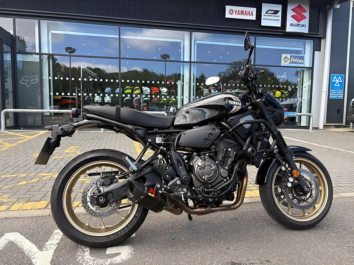 Used 2022 Yamaha Xsr 700 Black - Front View