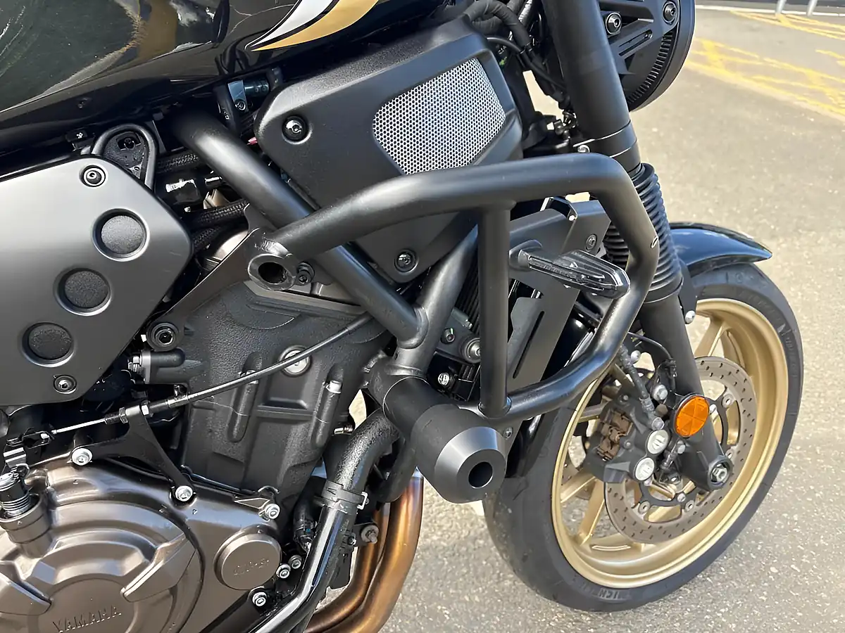 Used 2022 Yamaha Xsr 700 Black - Interior and Exterior details 6