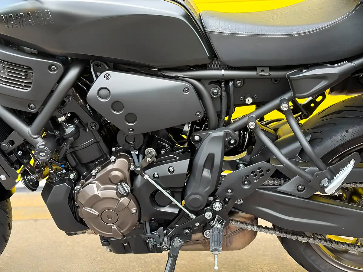 Used 2022 Yamaha XSR700 Black - Interior and Exterior details 17