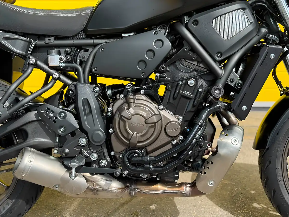 Used 2022 Yamaha XSR700 Black - Interior and Exterior details 8