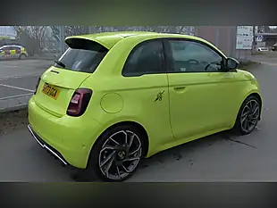 Used 2023 Abarth 595 Turismo Green - Interior and Exterior details 3