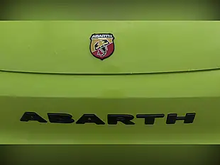 Used 2023 Abarth 595 Turismo Green - Interior and Exterior details 6