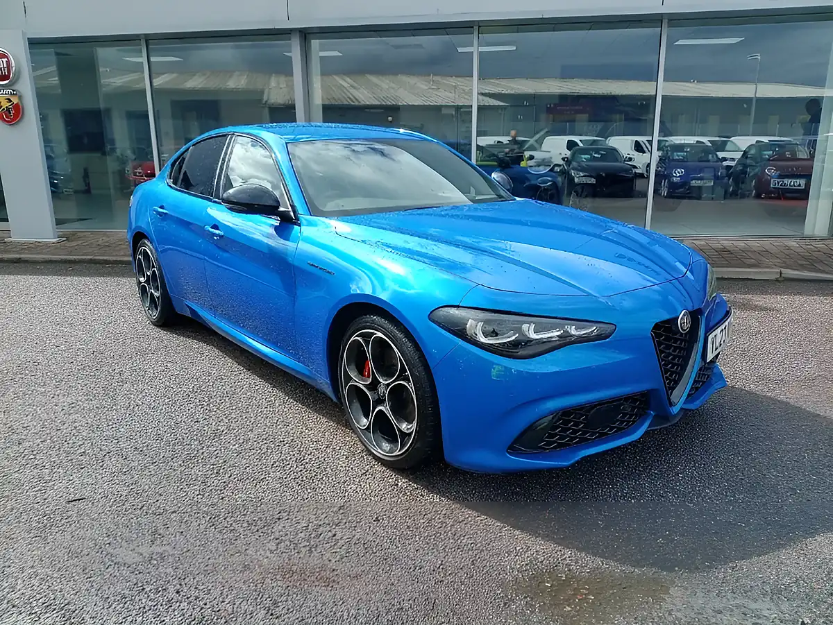 Used 2023 Alfa Romeo Giulia Competizione Misano Blue - Interior and Exterior details 6