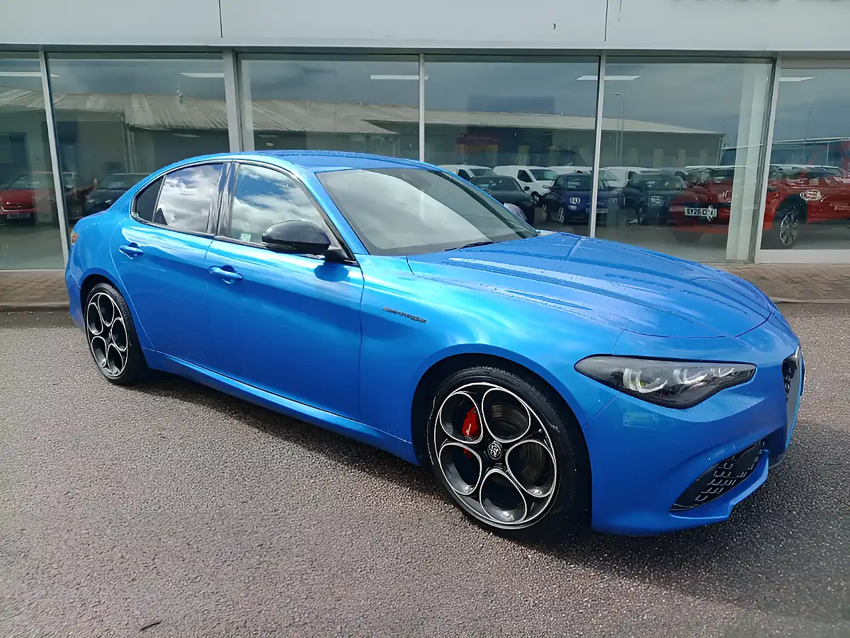 Used 2023 Alfa Romeo Giulia Competizione Misano Blue - Interior and Exterior details 8