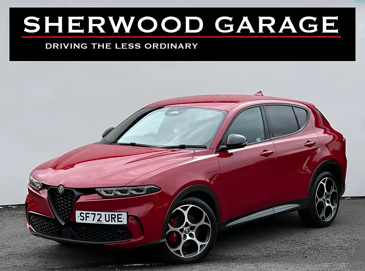 Used 2023 Alfa Romeo Tonale Veloce Red - Front View