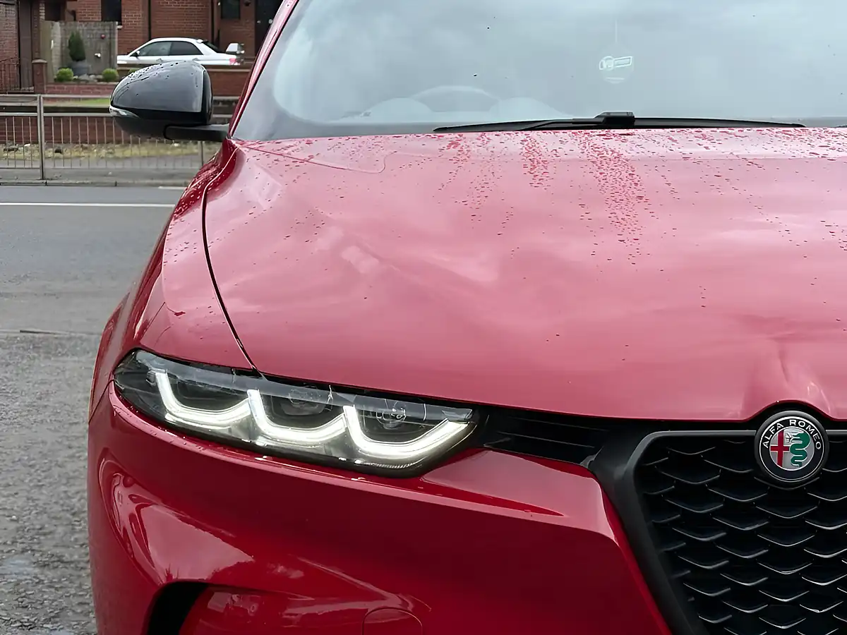 Used 2023 Alfa Romeo Tonale Veloce Red - Interior and Exterior details 10