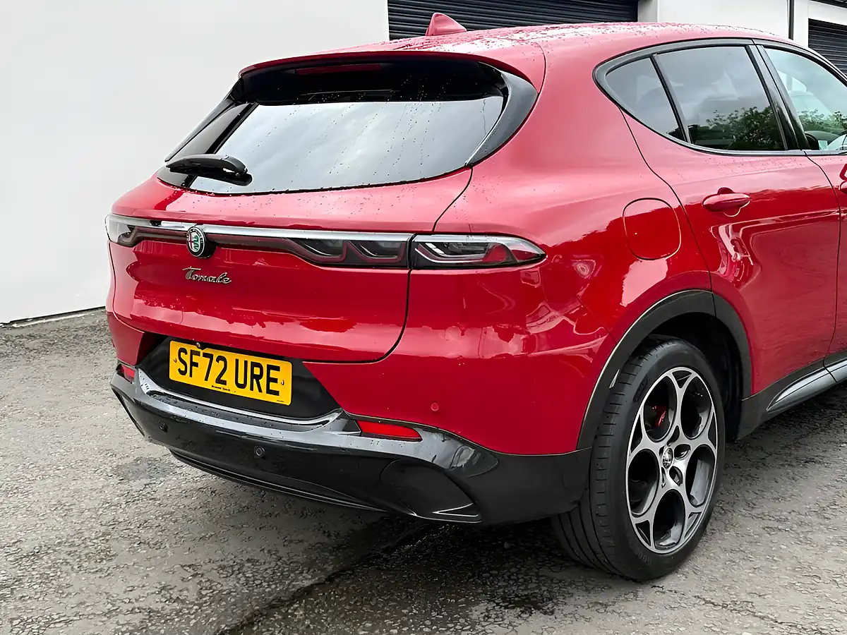 Used 2023 Alfa Romeo Tonale Veloce Red - Interior and Exterior details 3