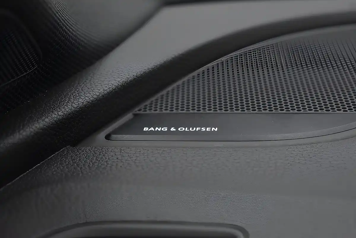 Used 2023 Audi A4 Avant Black Edition Black - Interior and Exterior details 13
