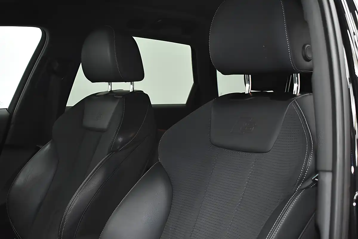 Used 2023 Audi A4 Avant Black Edition Black - Interior and Exterior details 11