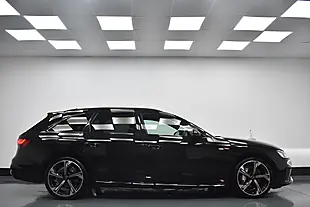 Used 2023 Audi A4 Avant Black Edition Black - Interior and Exterior details 15