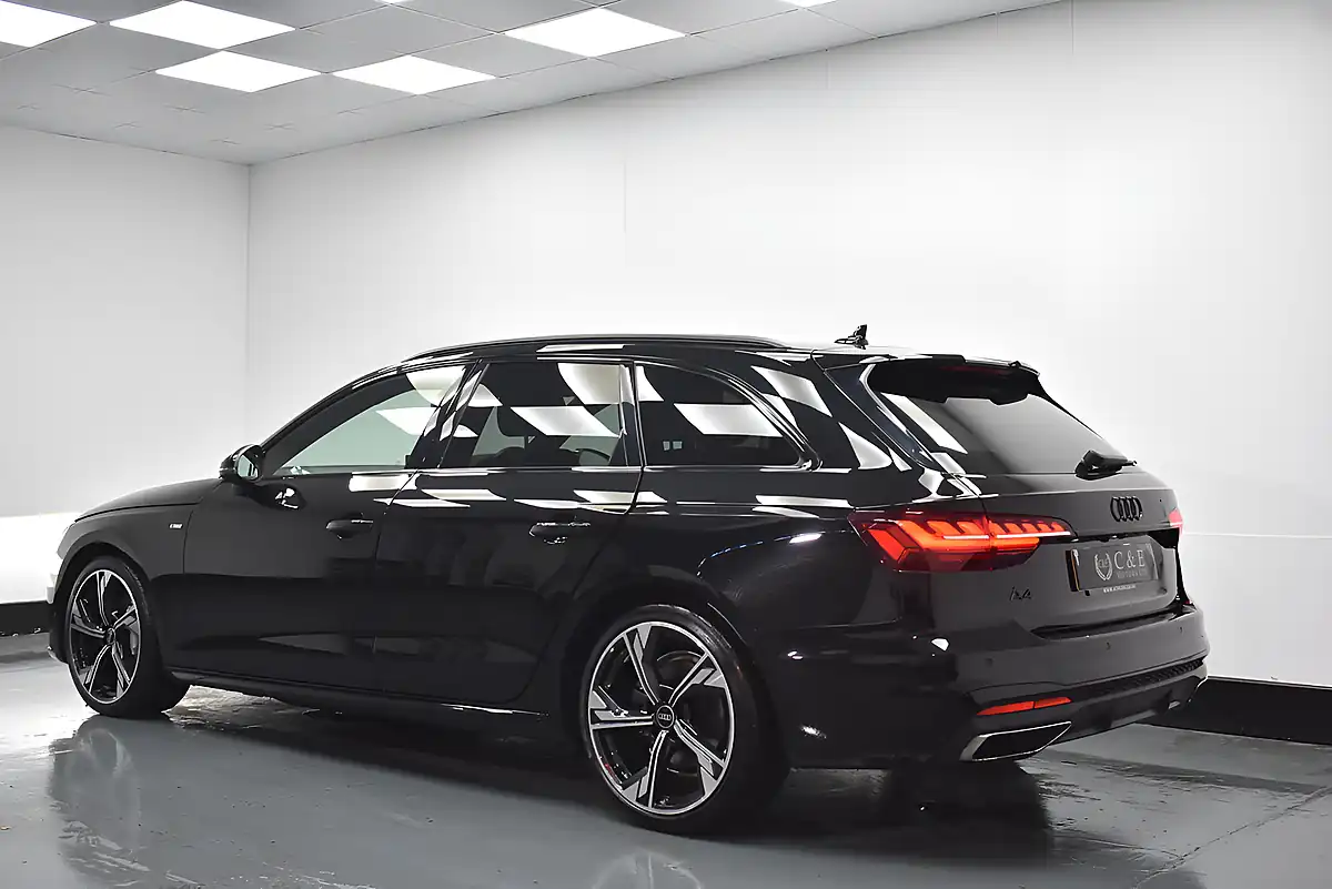 Used 2023 Audi A4 Avant Black Edition Black - Interior and Exterior details 4