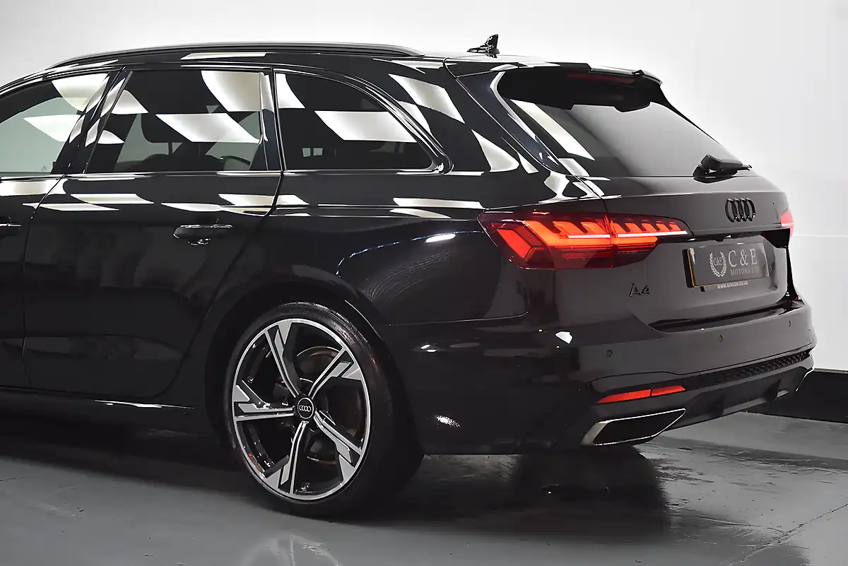 Used 2023 Audi A4 Avant Black Edition Black - Interior and Exterior details 5