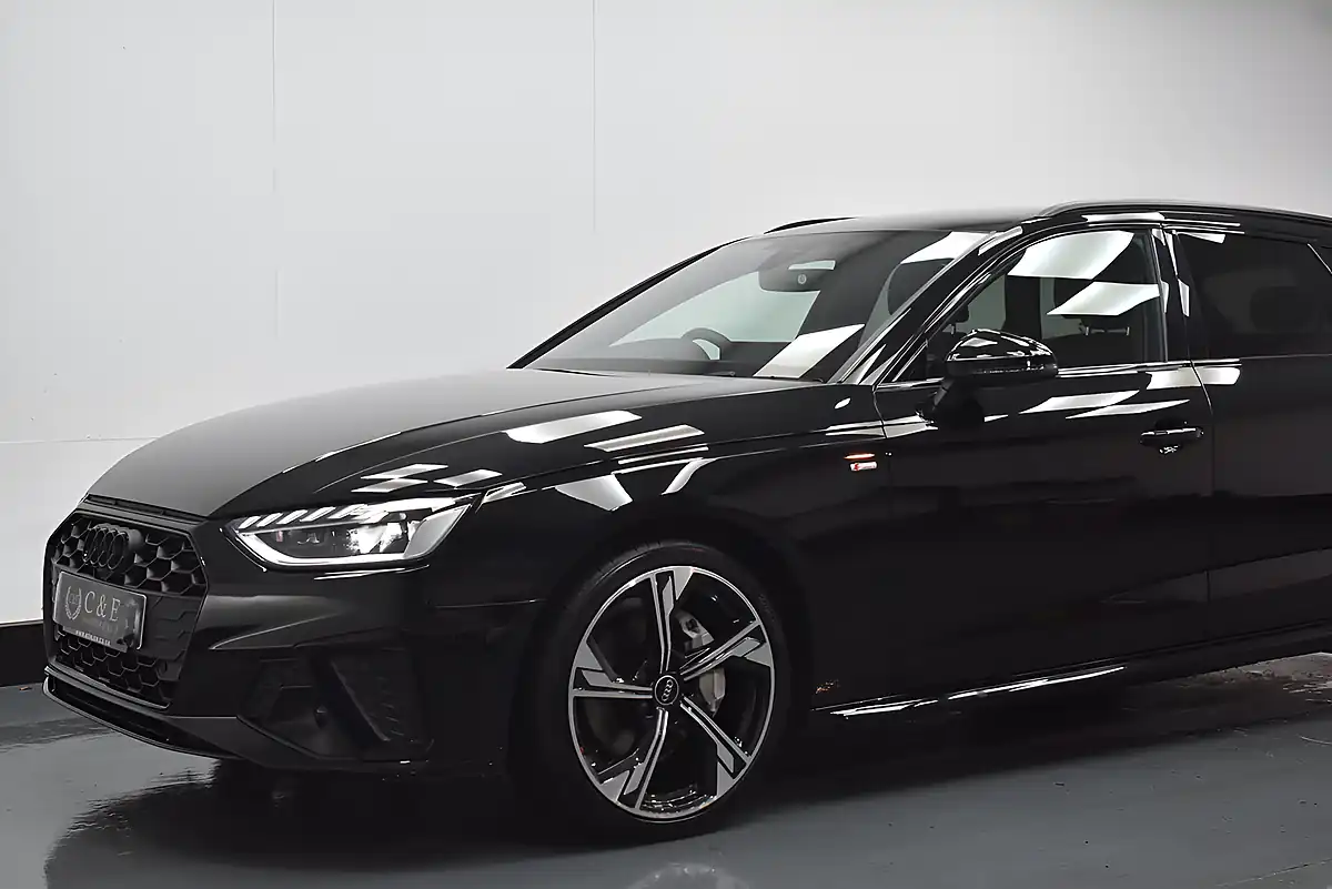 Used 2023 Audi A4 Avant Black Edition Black - Interior and Exterior details 6