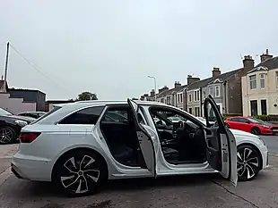 Used 2023 Audi A4 Avant S Line Glacier White - Interior and Exterior details 9