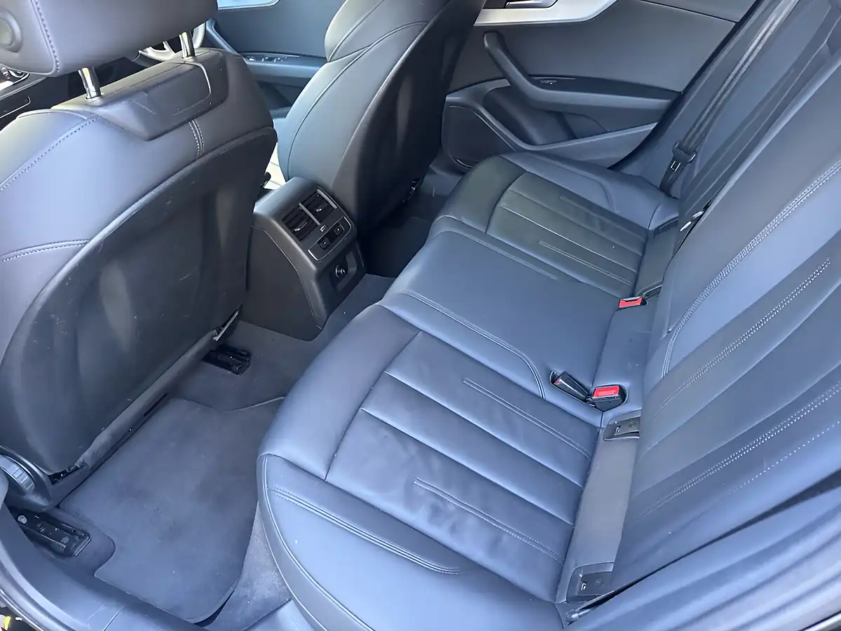 Used 2023 Audi A4 Avant Sport Black - Interior and Exterior details 16
