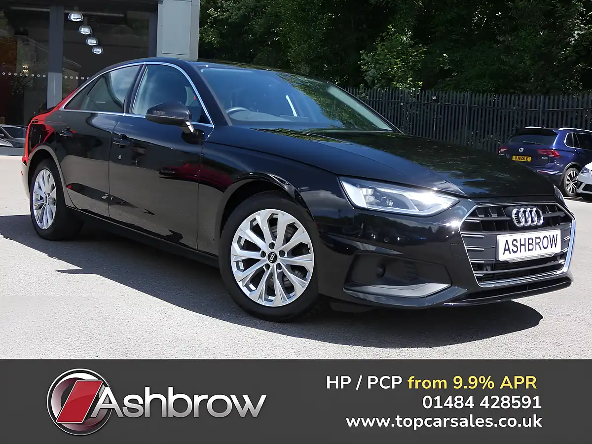 Used 2023 Audi A4 Technik Brilliant Black - Front View