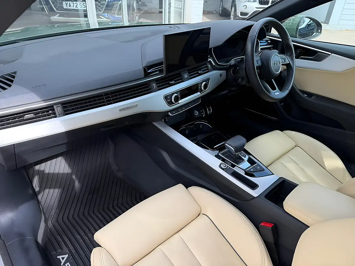 Used 2023 Audi A5 S Line District Green - Interior and Exterior details 9