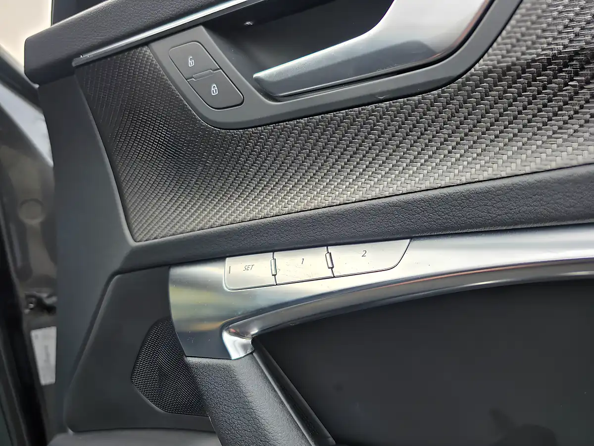 Used 2023 Audi A6 Avant Black Edition Daytona Grey - Interior and Exterior details 13