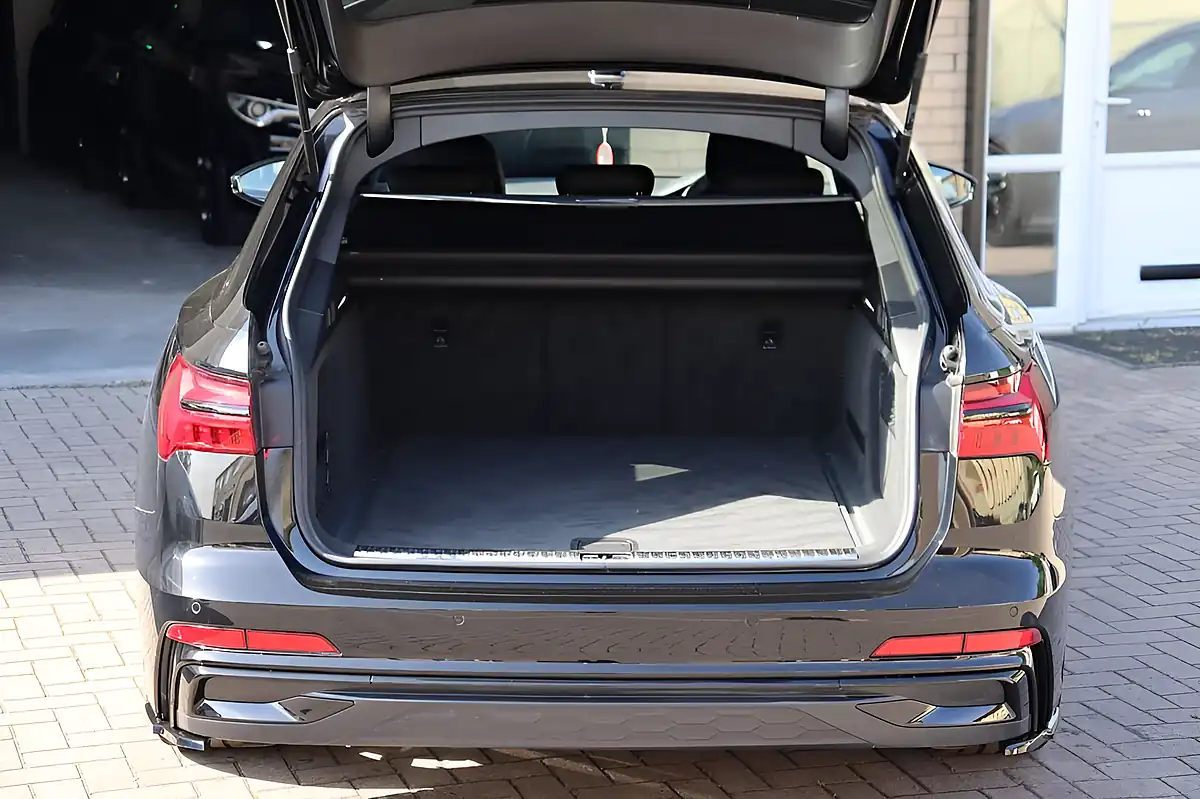 Used 2023 Audi A6 Avant Black Edition Mythos Black - Interior and Exterior details 13