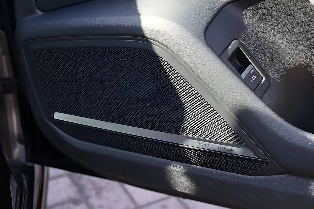 Used 2023 Audi A6 Avant Black Edition Mythos Black - Interior and Exterior details 8