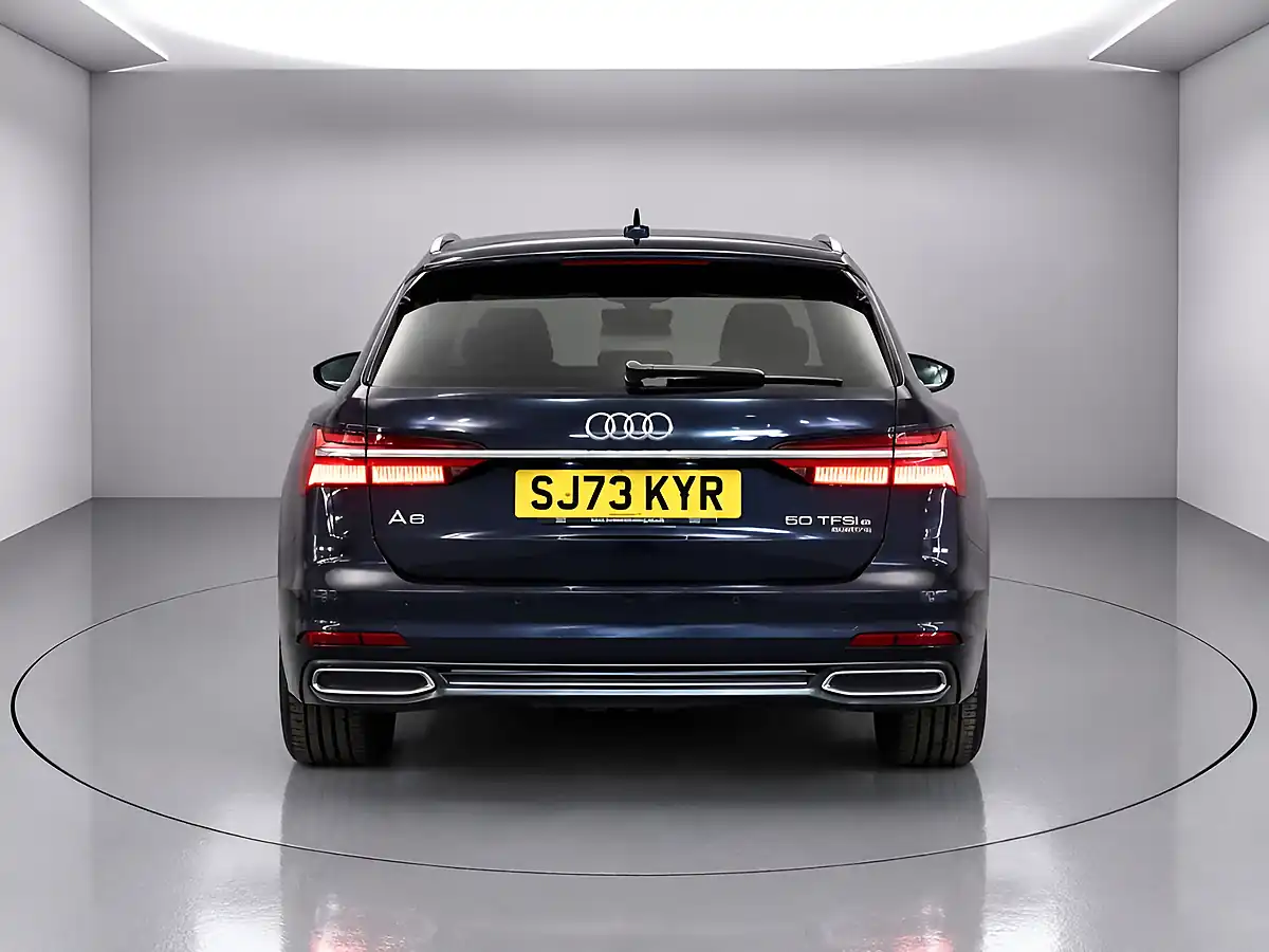 Used 2023 Audi A6 Avant Sport Blue - Interior and Exterior details 4