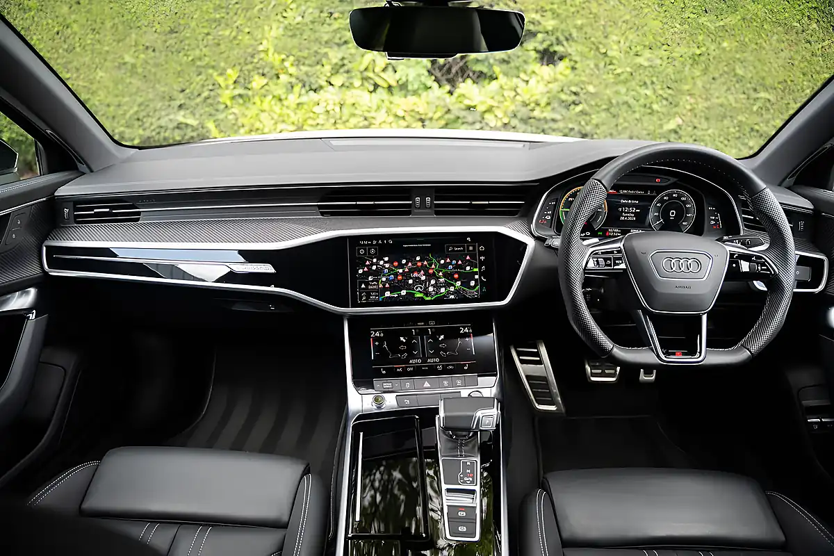 Used 2023 Audi A6 Black Edition White - Interior and Exterior details 3