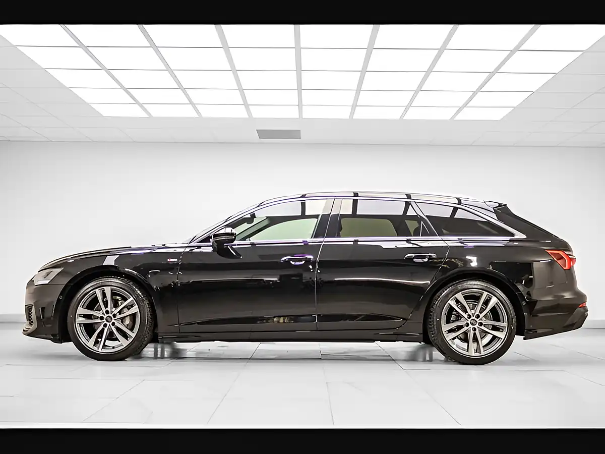 Used 2023 Audi A6 S Line Black - Interior and Exterior details 6