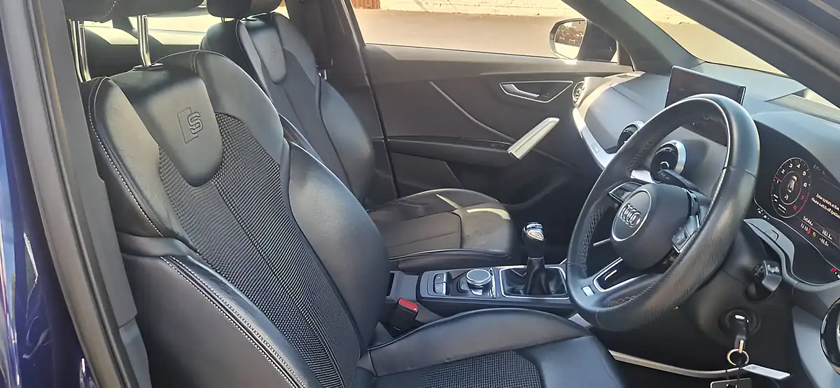 Used 2023 Audi Q2 S Line Blue - Interior and Exterior details 11