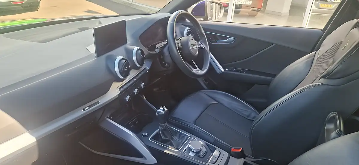 Used 2023 Audi Q2 S Line Blue - Interior and Exterior details 15